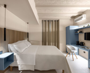 Cathedral_Room-01
